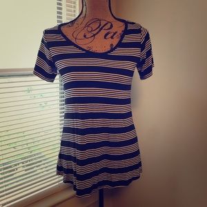 Lularoe Tee